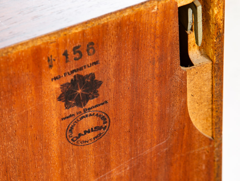 Mid Century Danish Modern Wall Unit Cabinet 4 Drawers Dresser Rosewood HG Mcm - Image 6