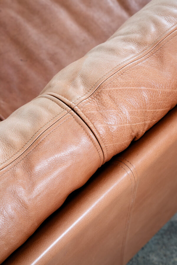Mid Century Danish Modern Sofa 3 Seater Leather Natural Tan Oak Wood Vintage - Image 9