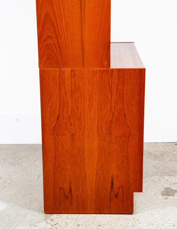 Mid Century Danish Modern Cabinet Teak Drop Leaf Desk Shelf Locking Vintage Mcm - Image 5