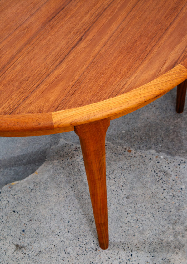 Mid Century Danish Modern Dining Table Round Teak Circular Restored Vintage Mcm - Image 9