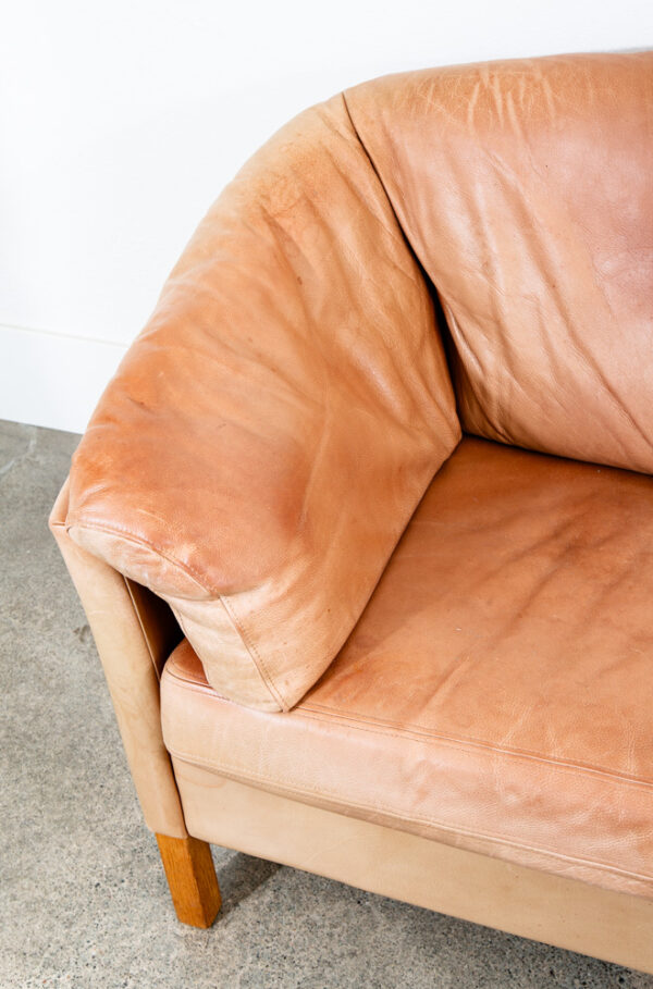 Mid Century Danish Modern Sofa 3 Seater Leather Natural Tan Oak Wood Vintage - Image 11