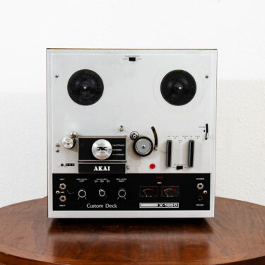Vintage Reel to Reel Solid State Akai X-165D Silver Face Stereo 3 Head Speakers