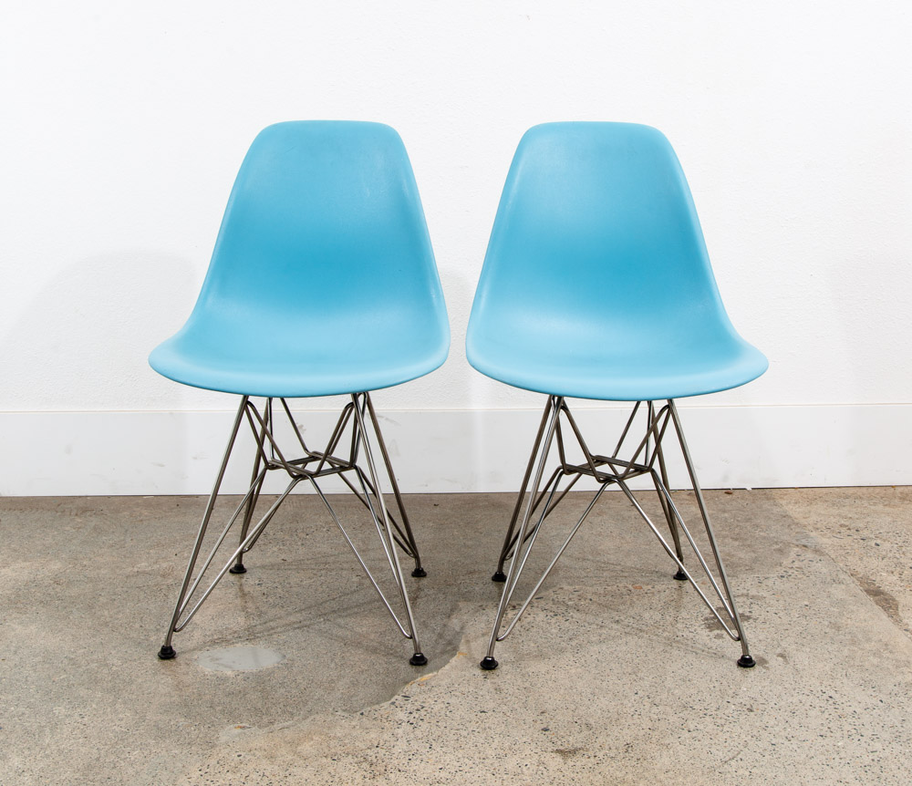 Mid Century Modern Side Chair Shell Blue Off White Herman Miller Eames Chrome NM - Image 7