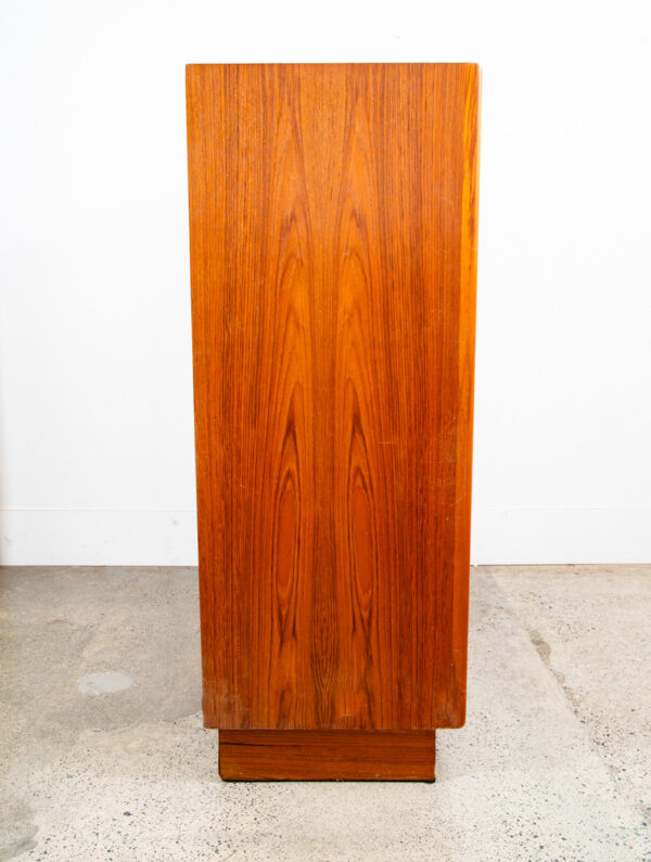 Mid Century Danish Modern Gentlemans Chest Dresser Art Furn 13 Drawer Teak Shelf - Image 4