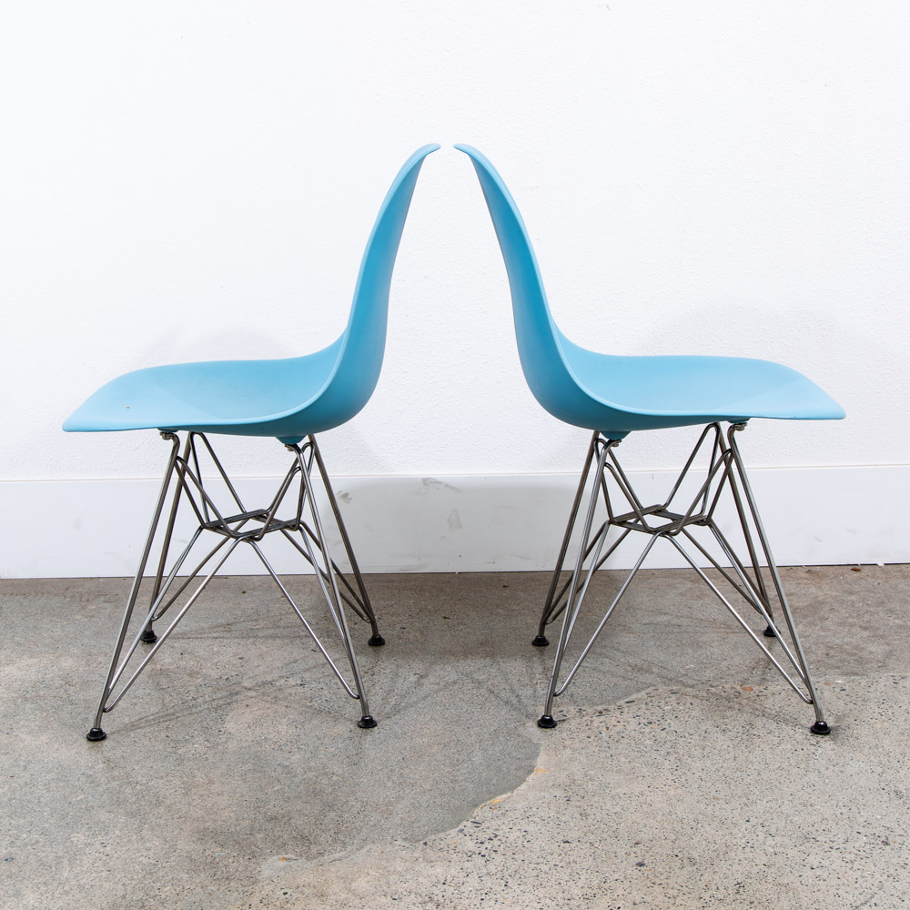 Mid Century Modern Side Chair Shell Blue Off White Herman Miller Eames Chrome NM - Image 4