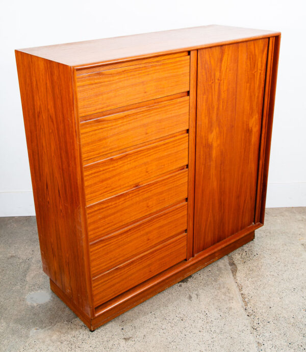 Mid Century Danish Modern Gentlemans Chest Dresser Art Furn 13 Drawer Teak Shelf - Image 3