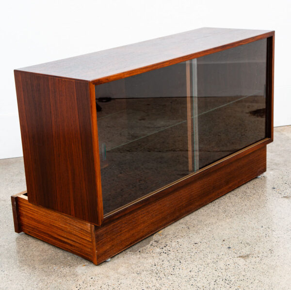 Mid Century Danish Modern Wall Unit Cabinet Glass Doors Rosewood Mcm HG Modular
