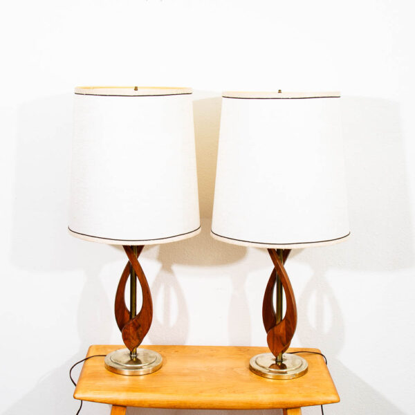 Mid Century Modern Lamp Set Table Light lighting Walnut American Design Pearsall