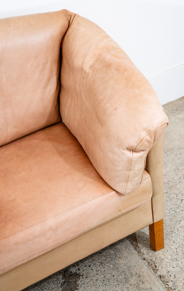 Mid Century Danish Modern Sofa 3 Seater Leather Natural Tan Oak Wood Vintage - Image 8