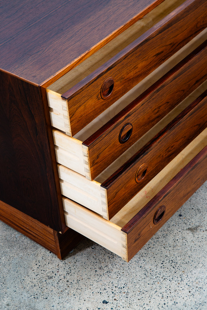 Mid Century Danish Modern Wall Unit Cabinet 4 Drawers Dresser Rosewood HG Mcm - Image 7