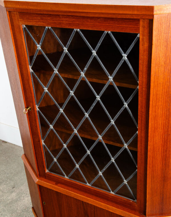 Mid Century Danish Modern Corner Cabinet Teak Wood Bar Denmark Locking Glass - Image 11