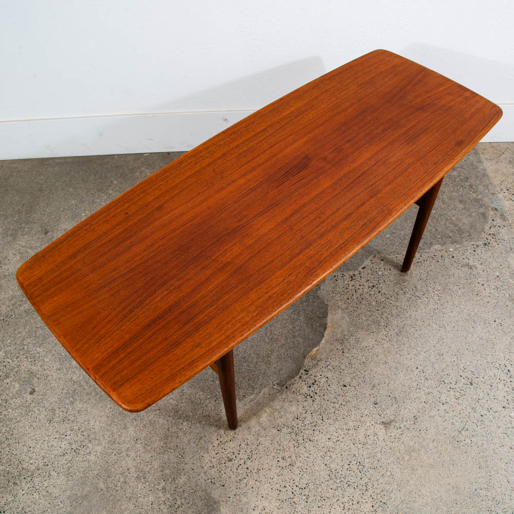 Mid Century Danish Modern Coffee Table Solid Teak Denmark Surfboard Shelf Mcm M - Image 4