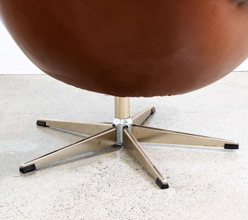 Mid Century Danish Modern Lounge Chair Swivel Brown Leather H.W. Klein Bramin - Image 6