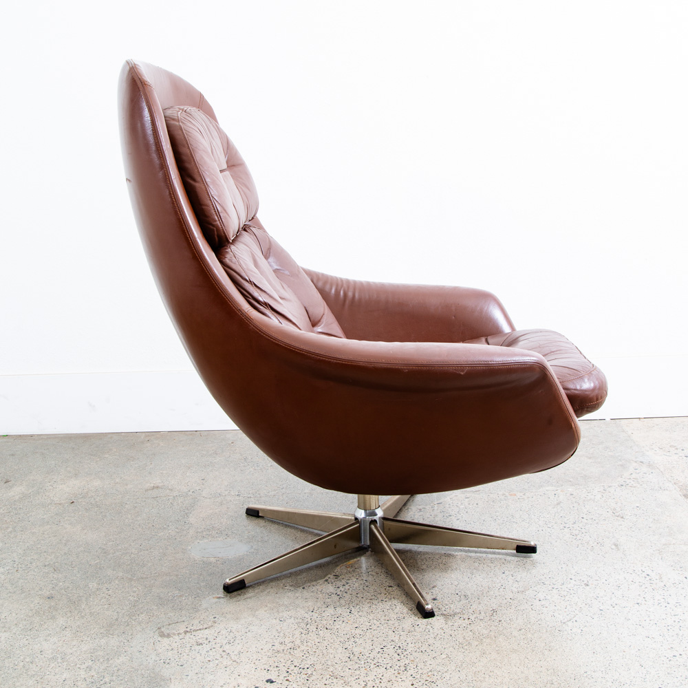 Mid Century Danish Modern Lounge Chair Swivel Brown Leather H.W. Klein Bramin - Image 3
