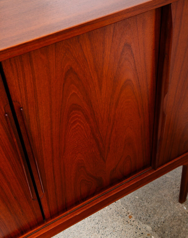 Mid Century Danish Modern Credenza Highboard Teak Sliding Doors Rosewood Bar Mcm - Image 8