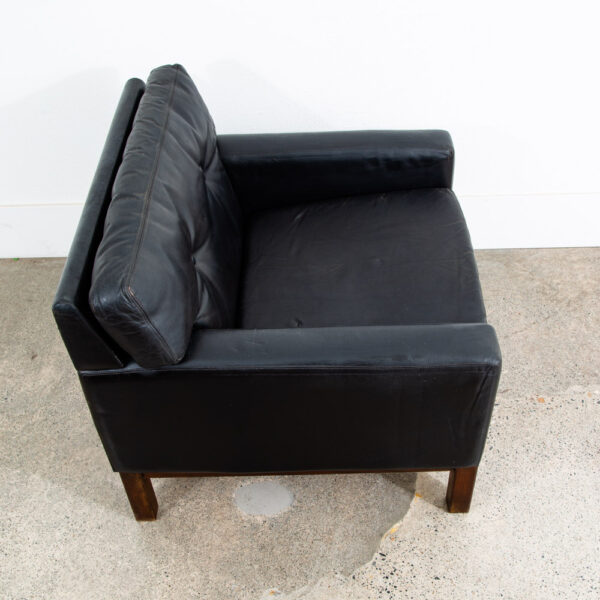 Mid Century Danish Modern Armchair Lounge Chair Wood Black Leather Tufted Mcm - Image 3