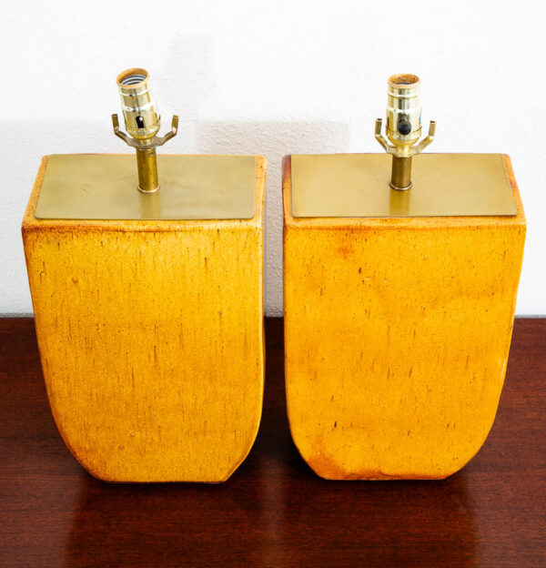 Mid Century Modern Table Lamp Pair Ceramic Yellow Orange Brass Set 2 Studio Mcm - Image 4