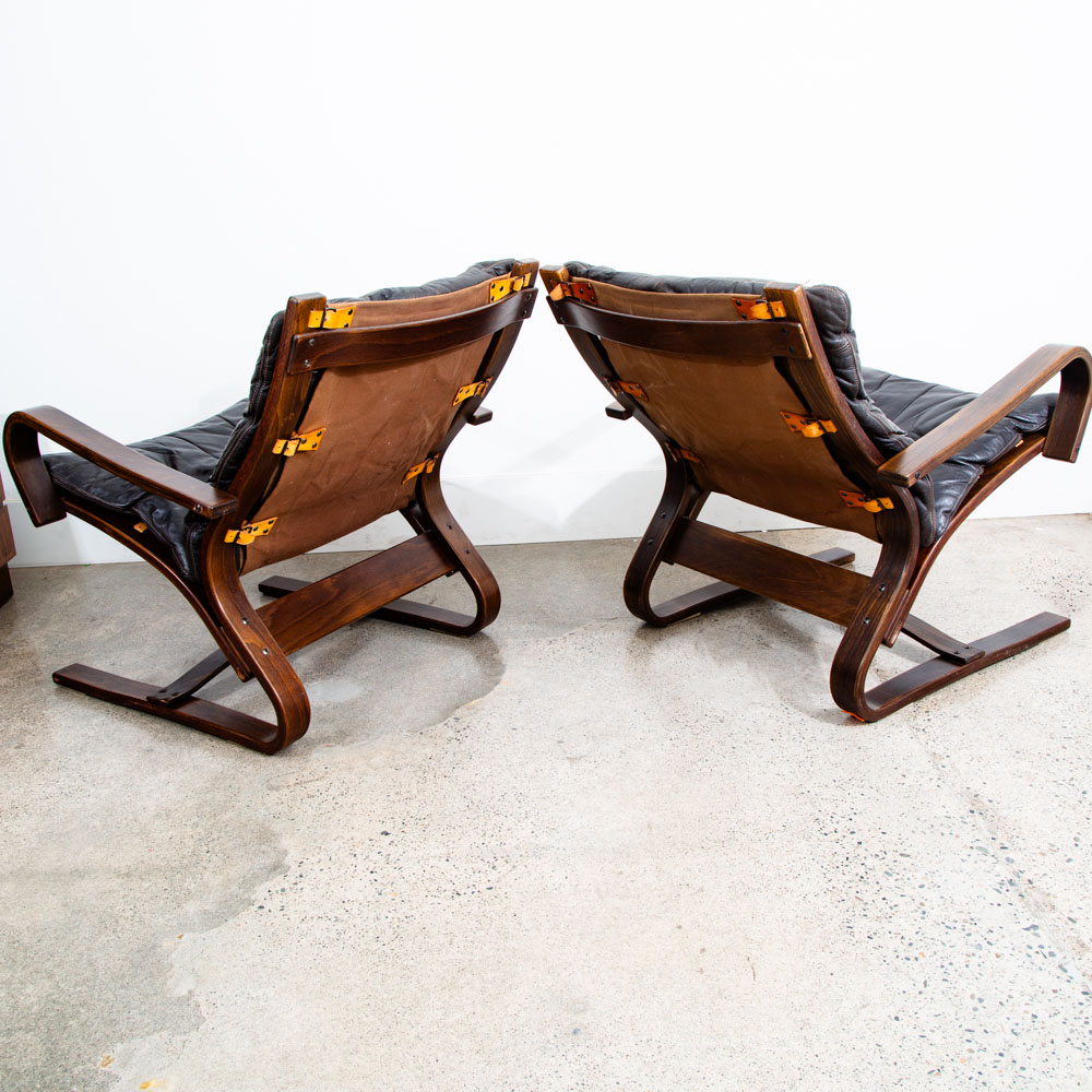 Mid Century Danish Modern Lounge Chairs Black Leather Bentwood Set Pair Komfort - Image 3