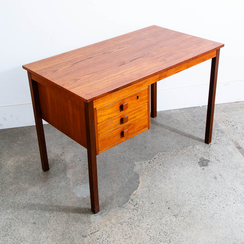 Mid Century Danish Modern Desk Executive Teak 3 Drawer Cabinet Danish Floating