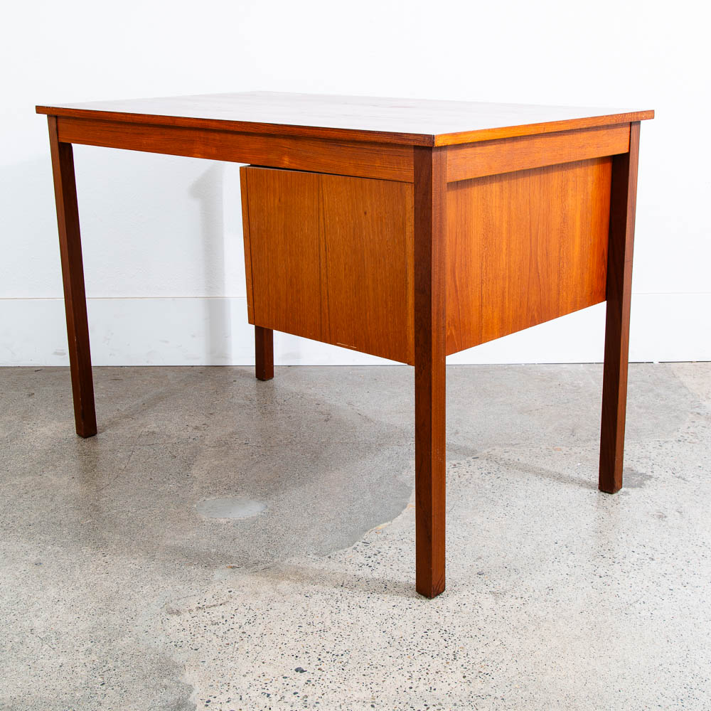 Mid Century Danish Modern Desk Executive Teak 3 Drawer Cabinet Danish Floating - Image 4