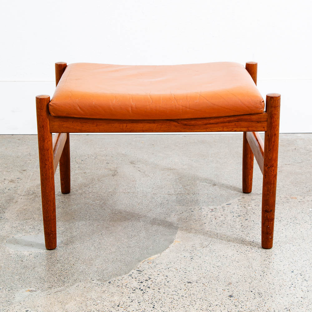 Mid Century Modern Spottrup Ottoman Stool Solid Teak Frame Orange Vinyl Vintage Mcm - Image 2