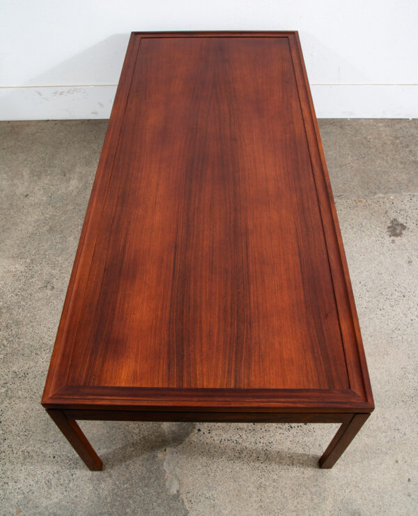 Mid Century Danish Modern Coffee Table Rosewood Surfboard Rectangular Vintage NM - Image 2
