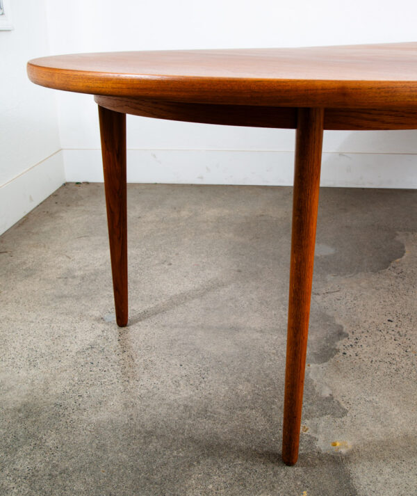 Mid Century Danish Dining Table Teak Round Expanding leaf x2 Oval Jo Carlsson - Image 12
