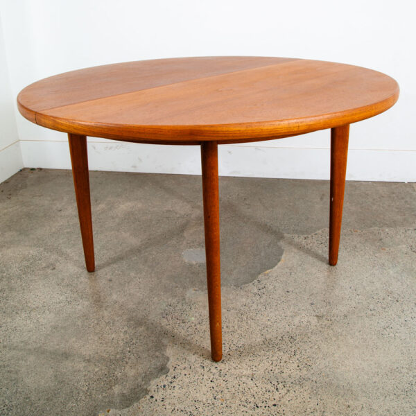 Mid Century Danish Dining Table Teak Round Expanding leaf x2 Oval Jo Carlsson - Image 4