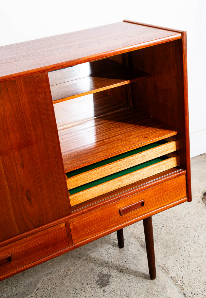 Mid Century Danish Modern Credenza Highboard Sideboard Denmark Bar Teak Drawers - Image 10