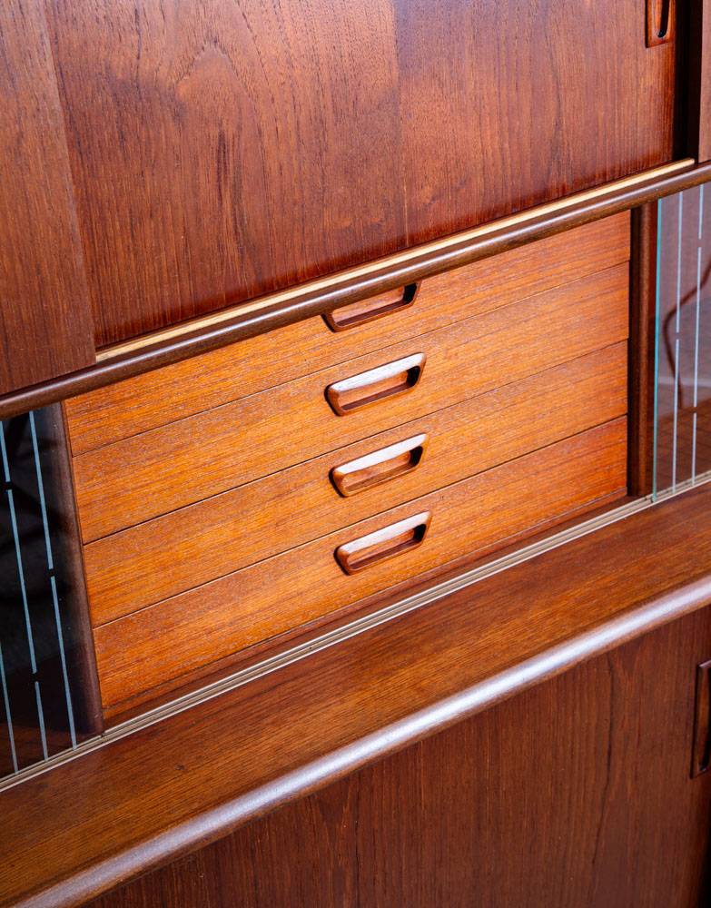 Mid Century Danish Modern Credenza Sideboard Teak Poul Jessen for PMJ Denmark LG - Image 8