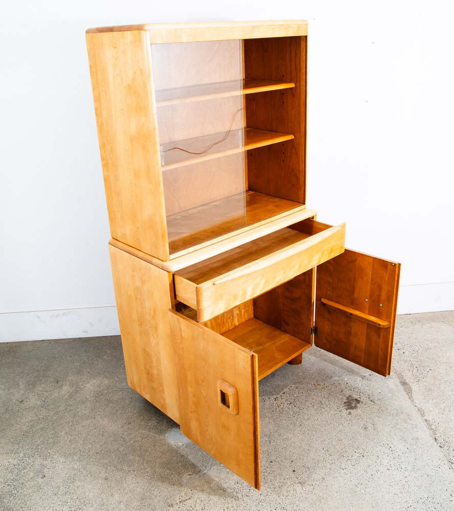 Mid Century Modern Credenza Display China Cabinet Heywood Wakefield Maple Glass - Image 4