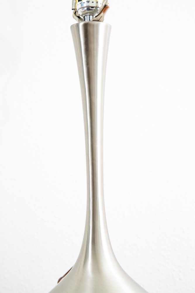Mid Century Modern Table Lamp Set Pair Laurel Light Lighting Silver Chrome Two. - Image 7