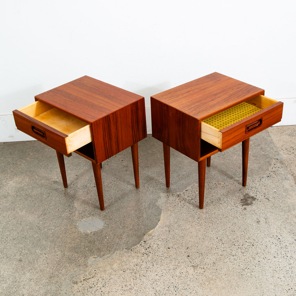 Mid Century Danish Modern Nightstands End Side Tables Teak Drawer Mcm Vintage - Image 4