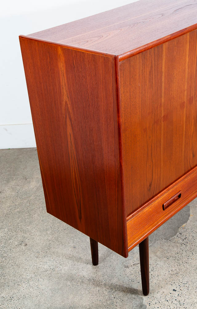 Mid Century Danish Modern Credenza Highboard Sideboard Denmark Bar Teak Drawers - Image 4