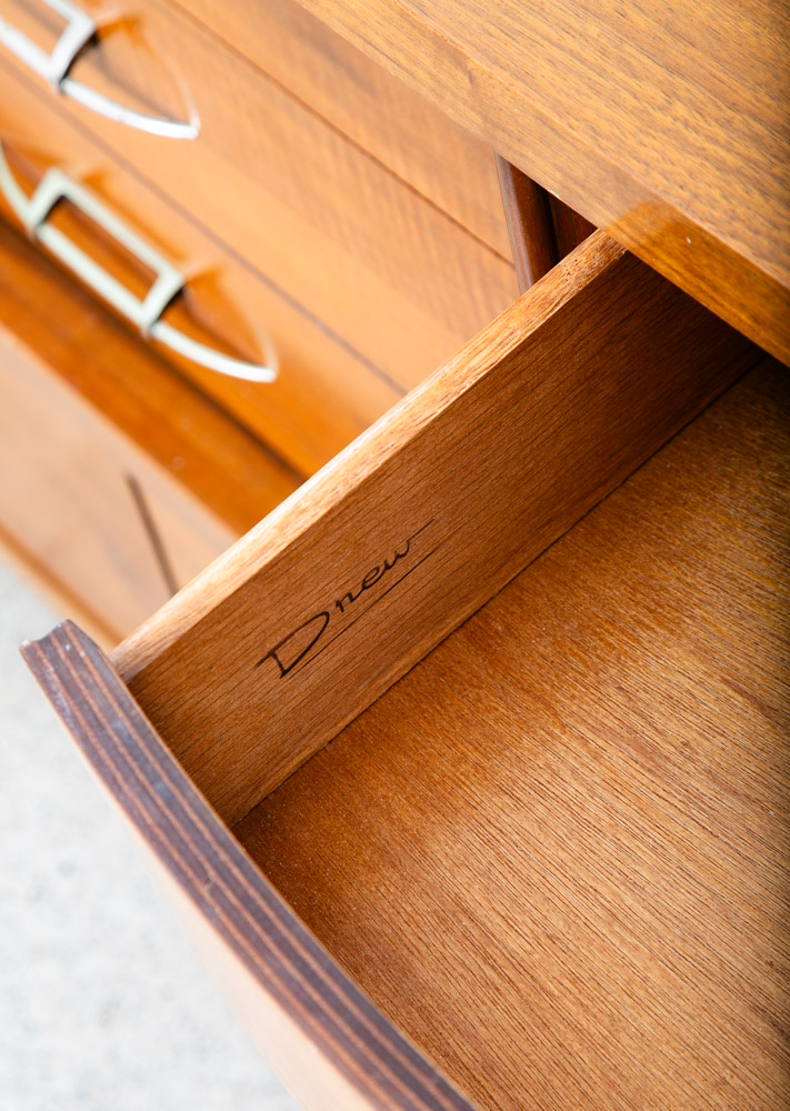 Mid Century Modern Credenza Dresser 8 Drawer Walnut Drew High Brass Trim Mcm - Image 7
