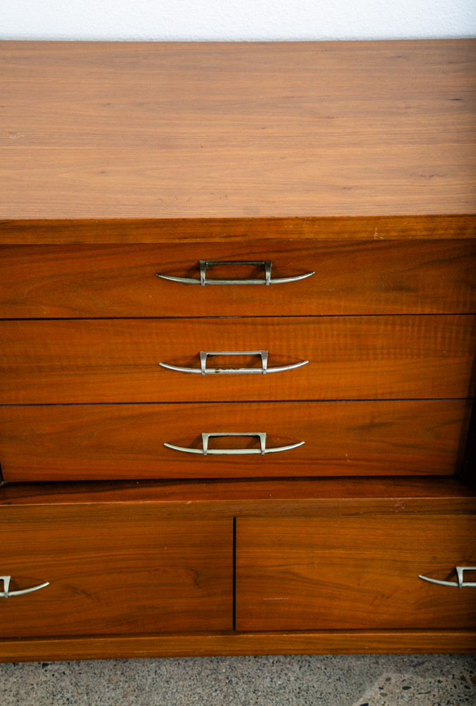 Mid Century Modern Credenza Dresser 8 Drawer Walnut Drew High Brass Trim Mcm - Image 11