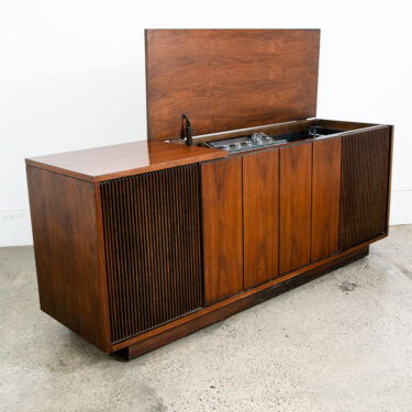 Mid Century Modern Stereo Console Record Player Philco Walnut Hifi Radio Mcm 60"