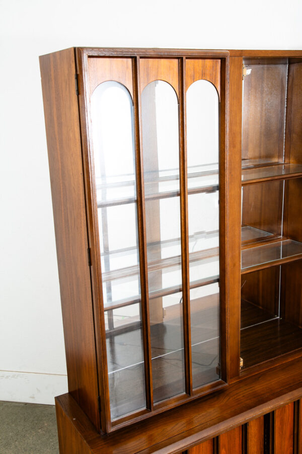Mid Century Modern China Cabinet Hutch Cabinet Glass Display Compact Walnut Mcm - Image 11