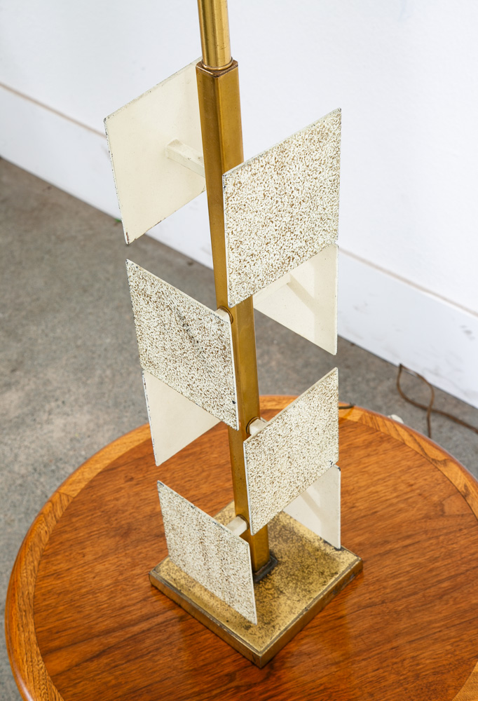 Mid Century Modern Table Lamp Rembrandt Light Lighting Brass White Metal Large - Image 4