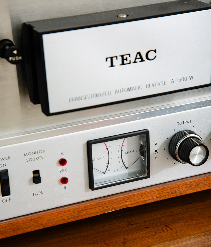 Vintage Reel to Reel Teac A-1500 W Walnut Case 4/2-track 2-channel Table Top Mcm - Image 10