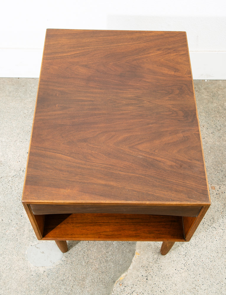Mid Century Modern Nightstand End Side Table Walnut Drawer Refinished Vintage - Image 5