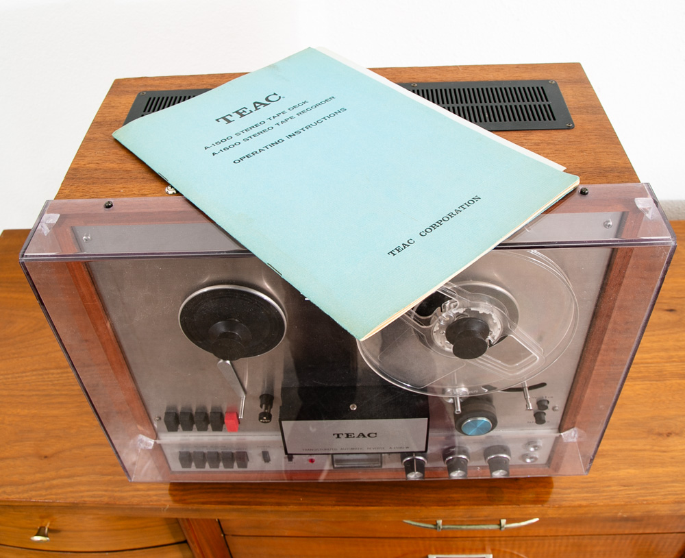 Vintage Reel to Reel Teac A-1500 W Walnut Case 4/2-track 2-channel Table Top Mcm - Image 8
