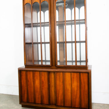 Mid Century Modern China Cabinet Hutch Cabinet Glass Display Compact Walnut Mcm