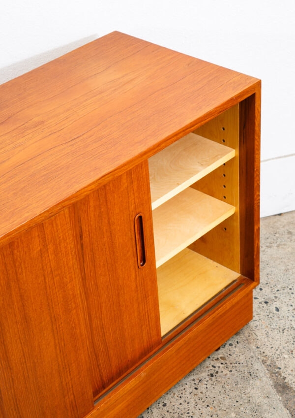 Mid Century Danish Modern Credenza Sideboard Cabinet Teak Poul Hundevad Media - Image 9