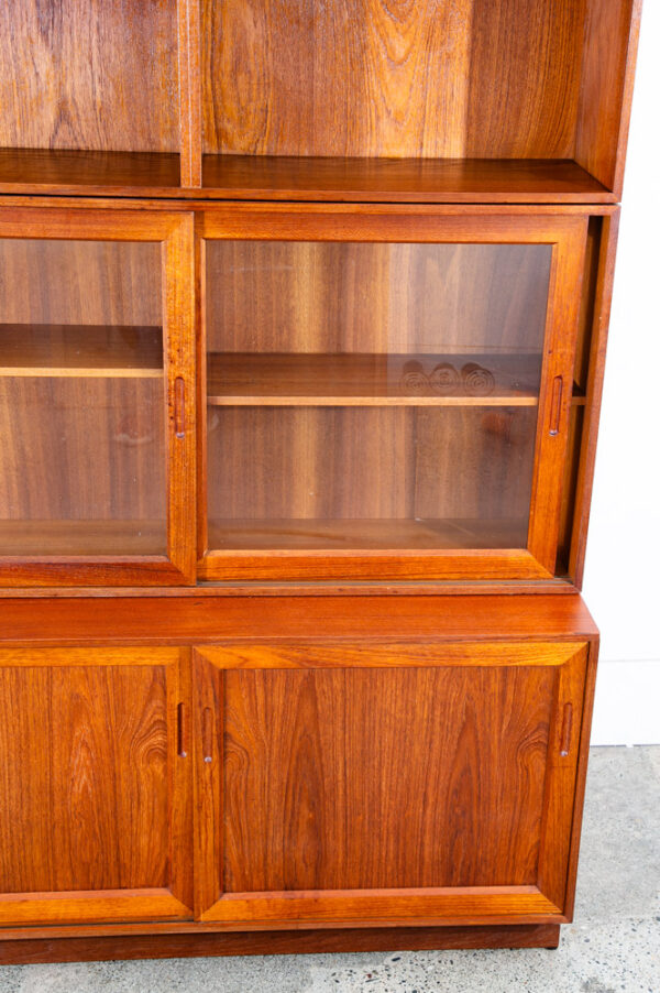 Mid Century Danish Modern Cabinet Wall Unit Hutch Credenza Display Teak Glass 2 - Image 9