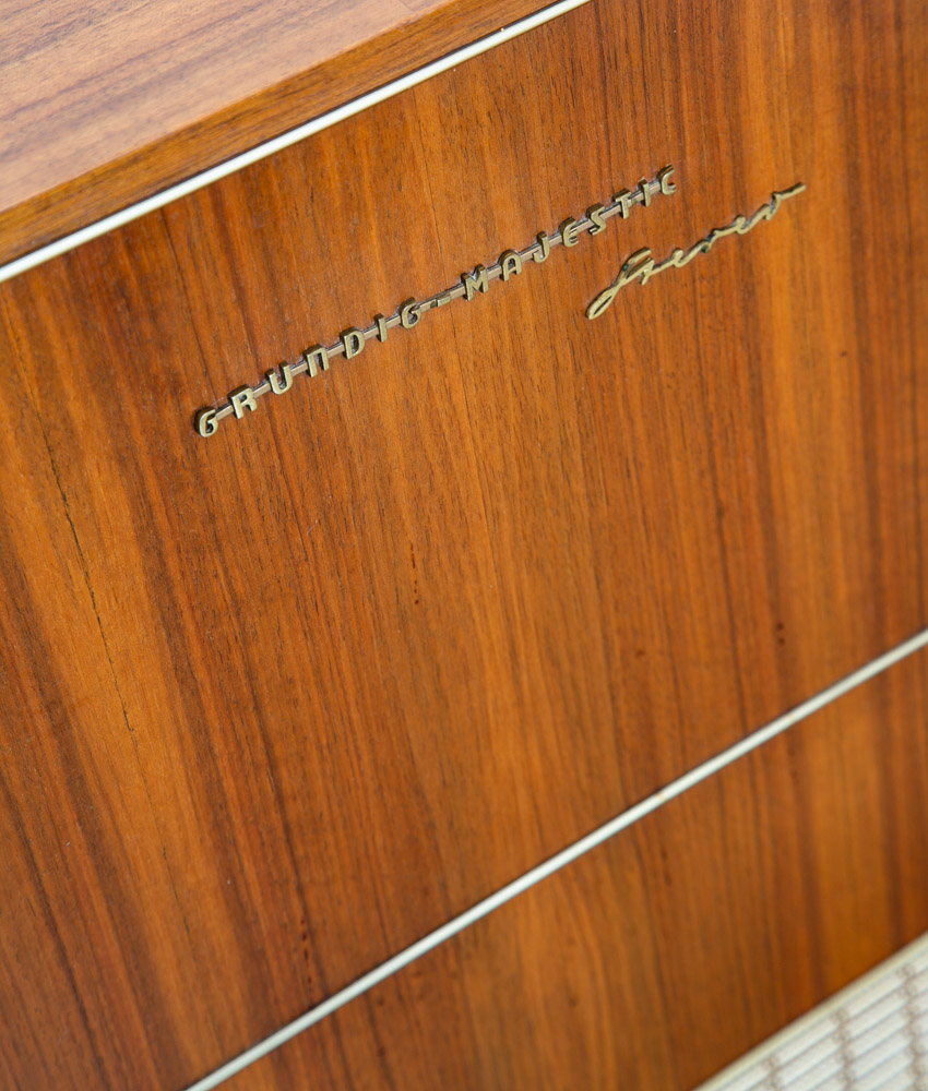 Mid Century Danish Modern Stereo Console Grundig Teak Record Player Radio Hifi - Image 6