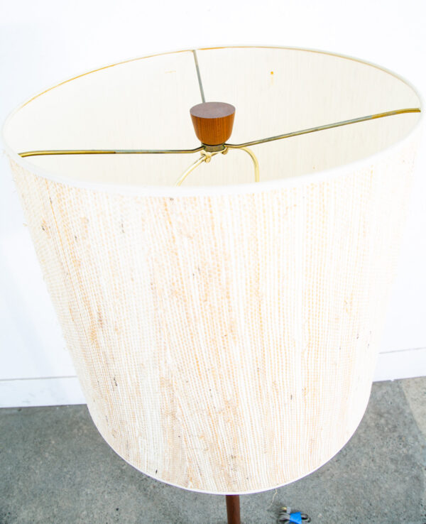 Mid Century Modern Floor Lamp Gordon Martz Marshall Studios Walnut Table Wood - Image 4