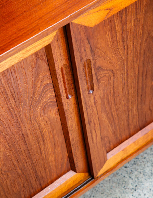 Mid Century Danish Modern Cabinet Wall Unit Hutch Credenza Display Teak Glass 2 - Image 6