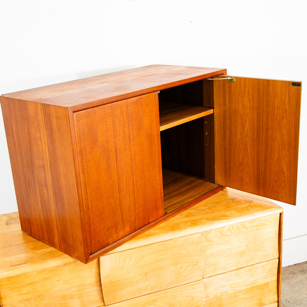 Mid Century Danish Modern Wall Unit Cabinet 2 Door Teak Mcm Poul Cadovious Royal - Image 5