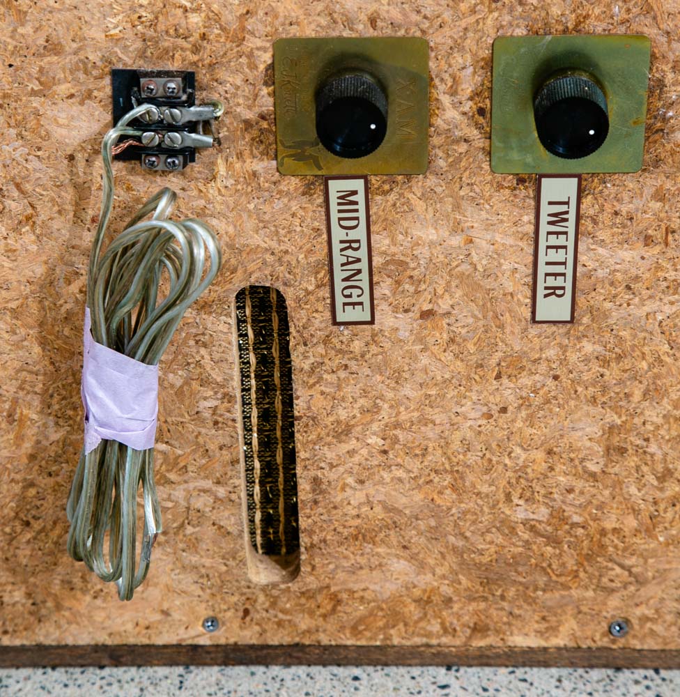 Mid Century Modern Speakers XAM E.J Korvette Oiled Walnut 20x15x14 3 Way Speaker Hifi Audiophile - Image 9